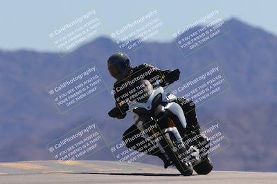 media/Mar-24-2025-Moto Forza (Mon) [[57ce5c5cff]]/3-Beginner Group/Session 4 (Turn 9)/